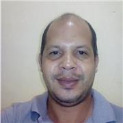 Me gusta enseñar porque siento que ayudo a las personas a lograr parte de sus metas, además enseñar ayuda a autoparender y aprender de las otras personas